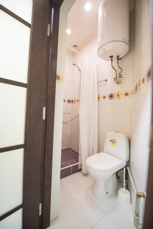 Studio Ember At Maidan Konstytutsii Kharkiv Eksteriør bilde
