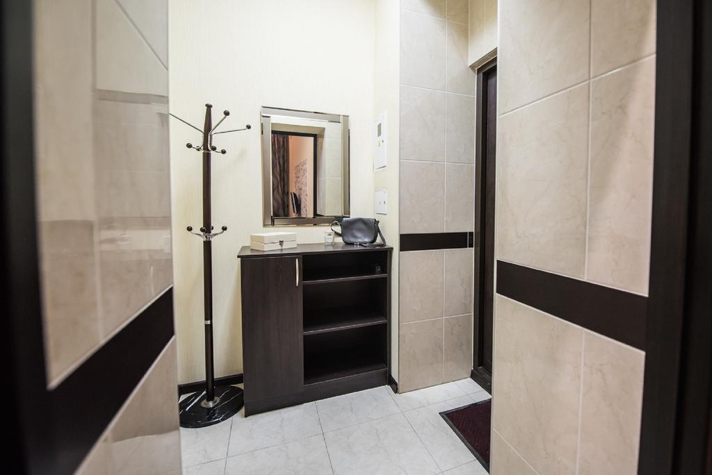 Studio Ember At Maidan Konstytutsii Kharkiv Eksteriør bilde